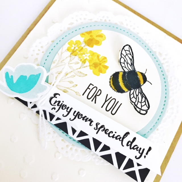 Honey Bee Stampin' Up Mother's Day card featuring Dragonfly Dreams from StampinFool.com
