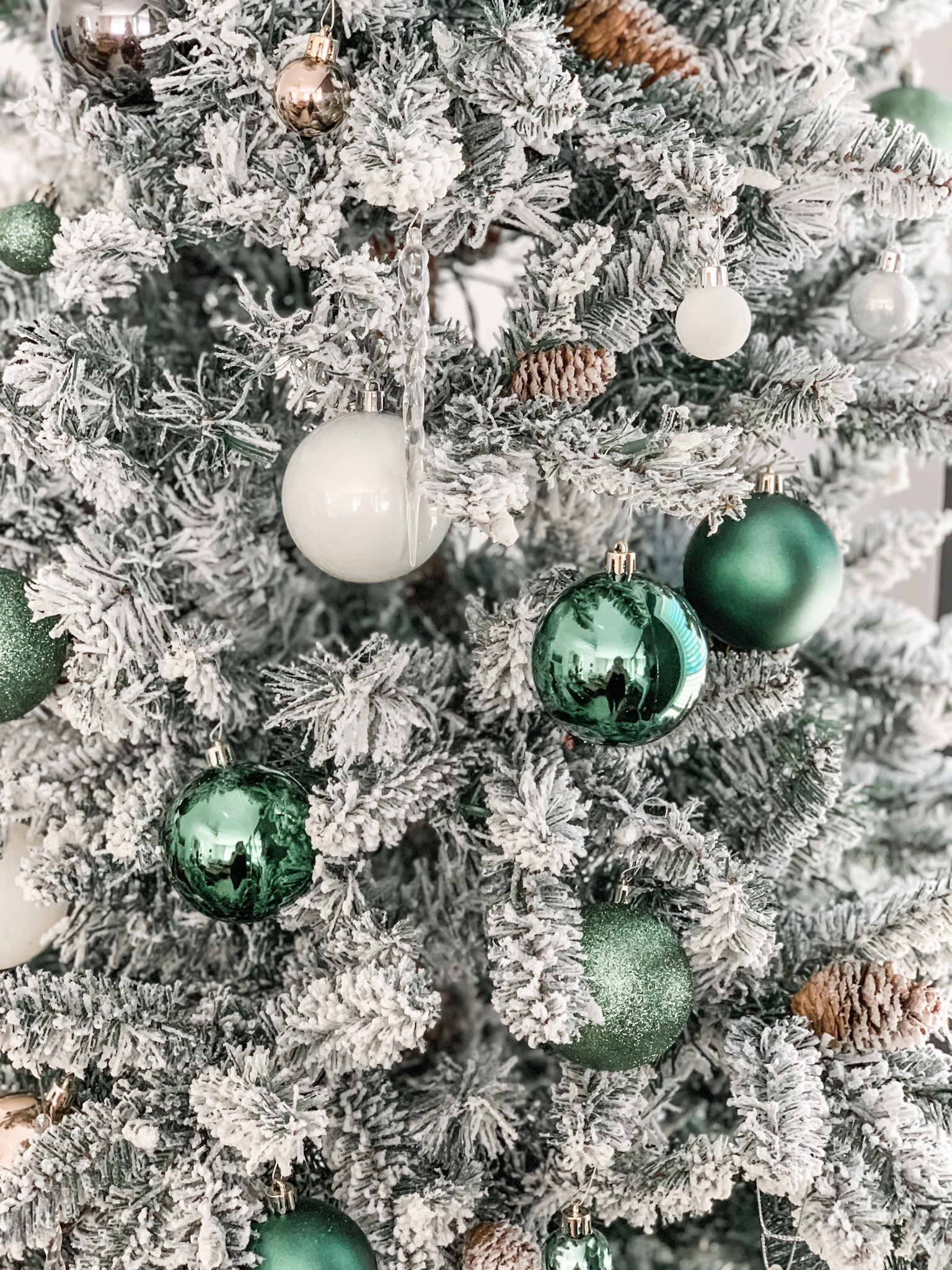 white christmas tree balls