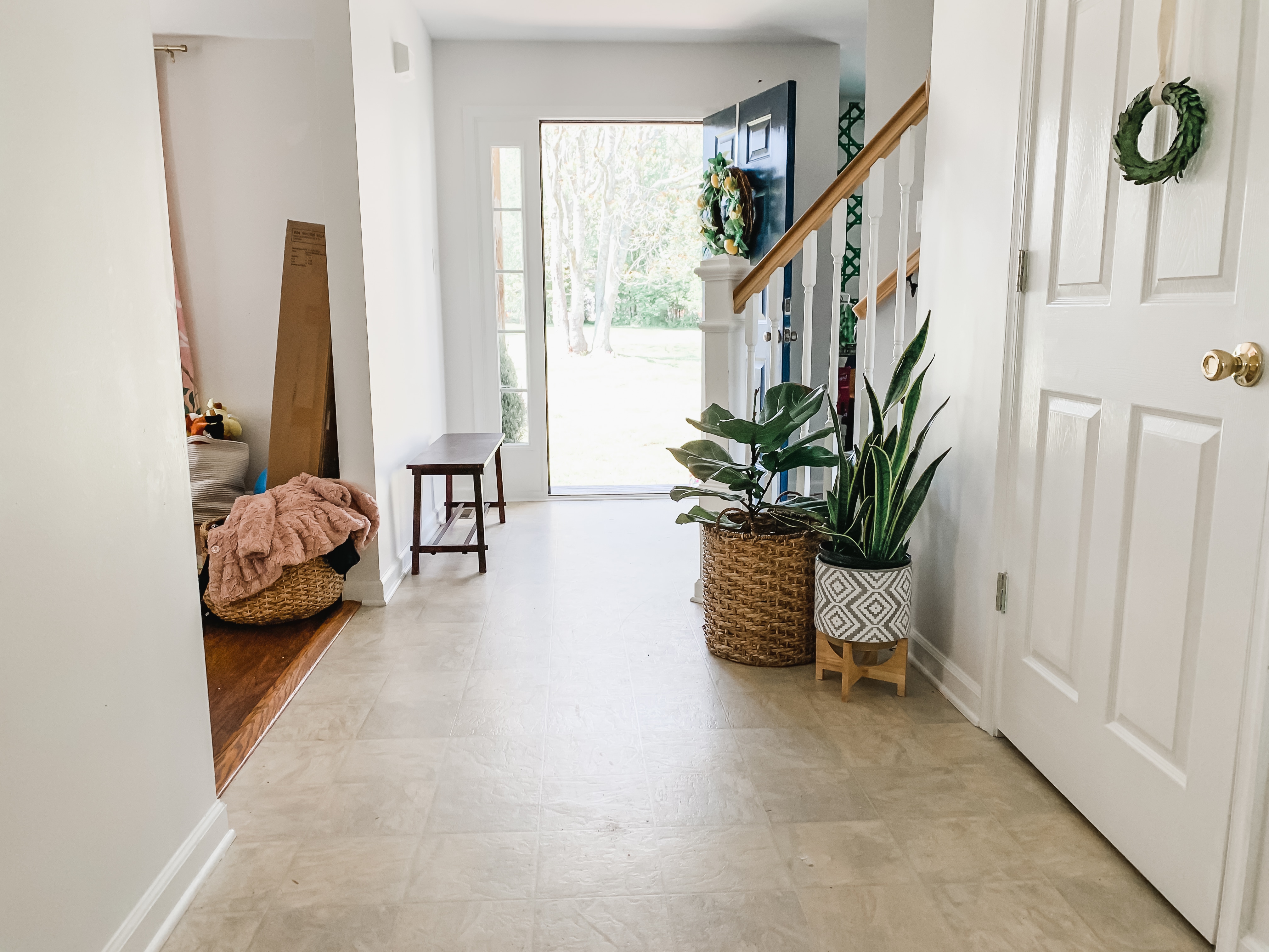 Before photos of Entryway for Spring 2020 One Room Challenge