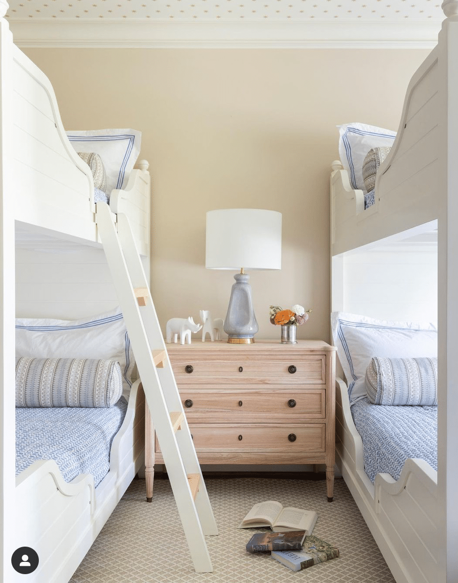 Style Your King Size Bed Like A Pro