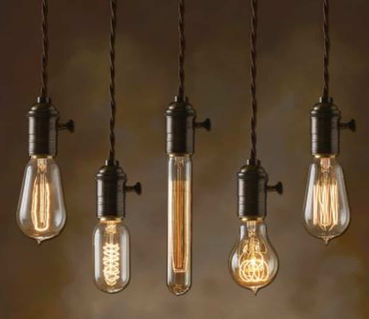 Outdated Decorating Trends: Edison Bulbs